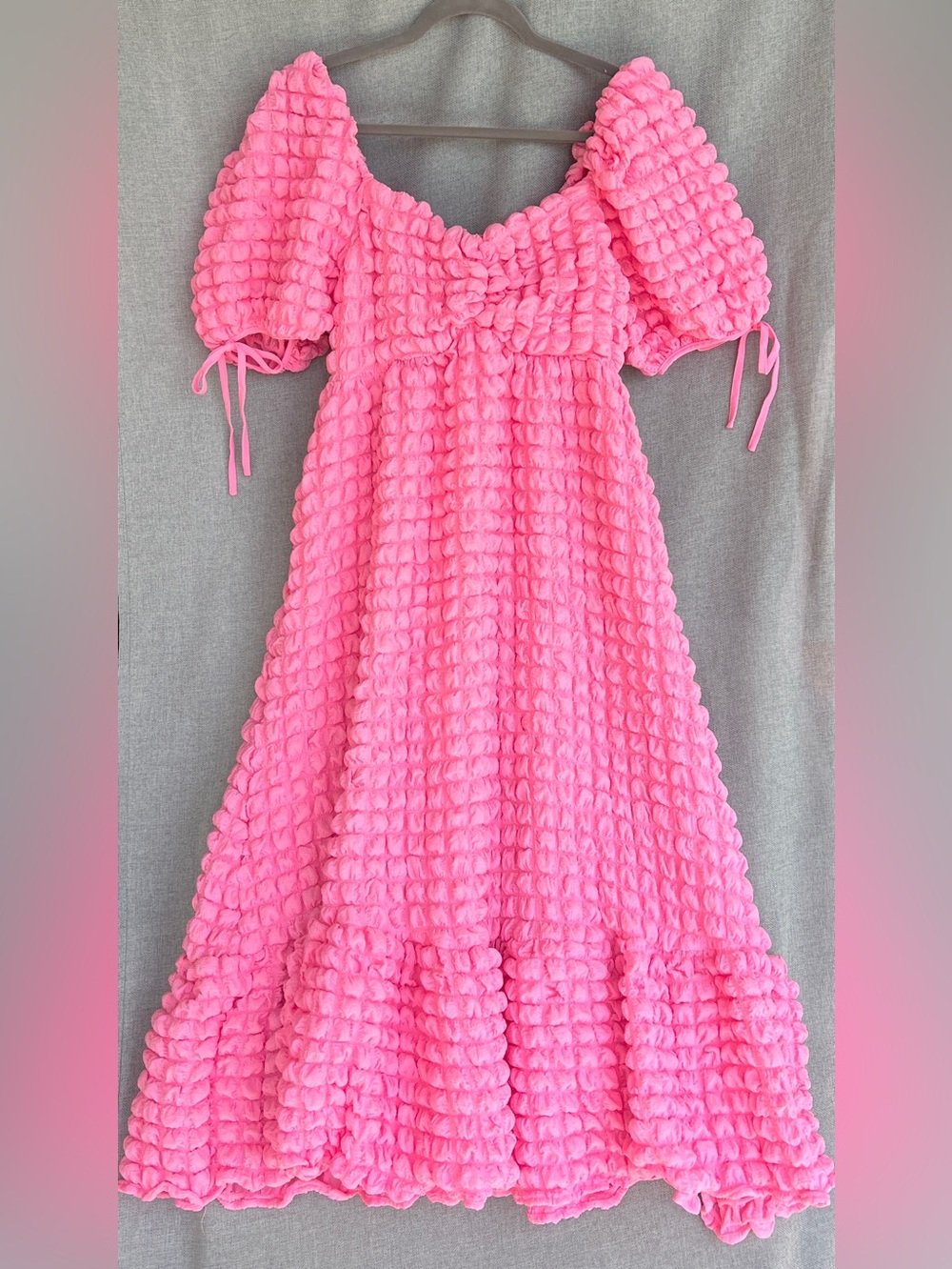 Endless Rose Bubble Puff Texturized fabric midi dress puff sleeve Pink size S